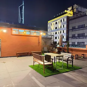 Hotel Starq ***