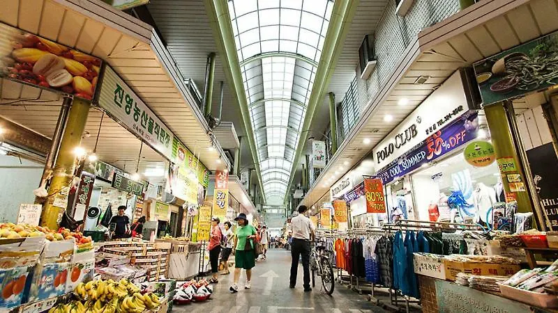 Apple Tree Guest House Seoul 2*,  South Korea